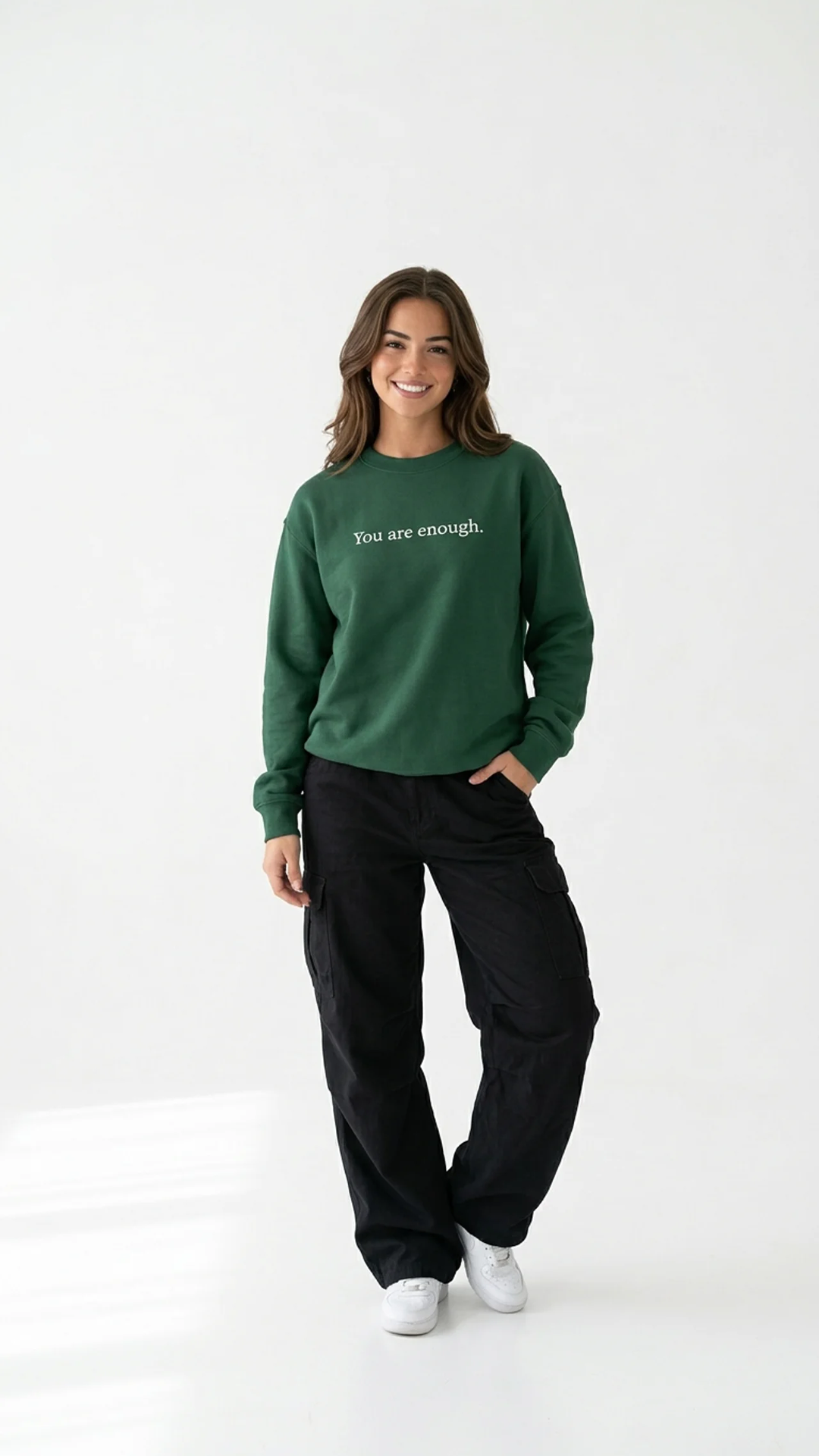 Sudadera con cuello redondo Eres suficiente
