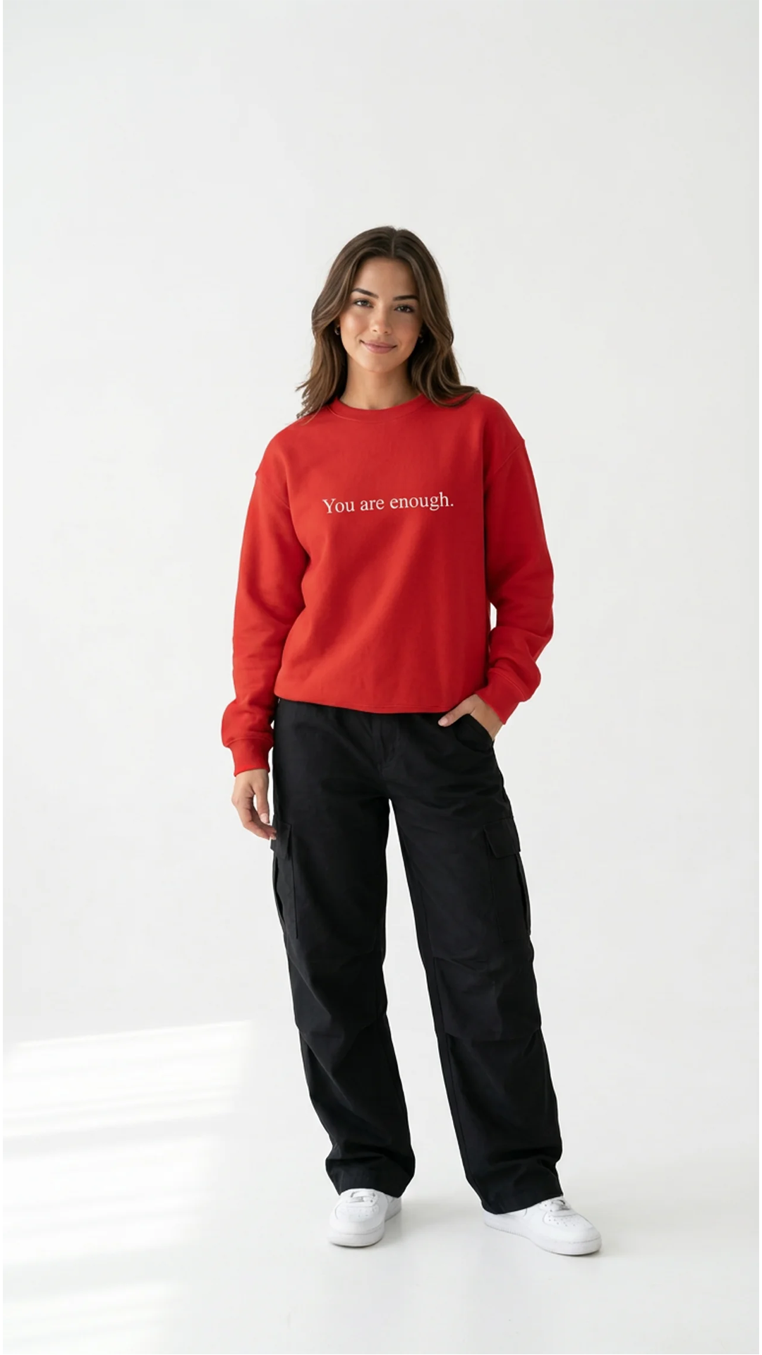 Sudadera con cuello redondo Eres suficiente
