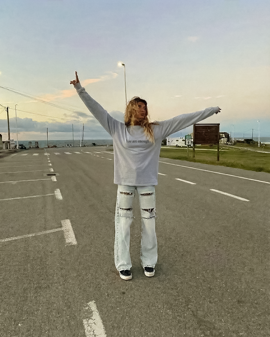 Querida persona detrás de mí (Eres suficiente) Camisa de manga larga