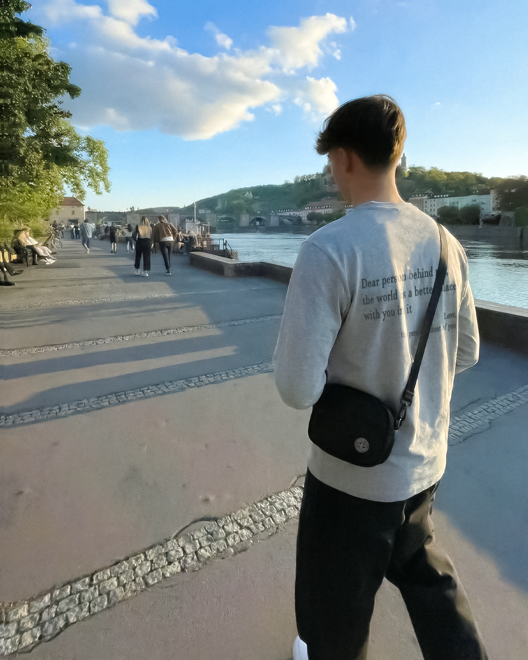 Querida persona detrás de mí (Eres suficiente) Camisa de manga larga